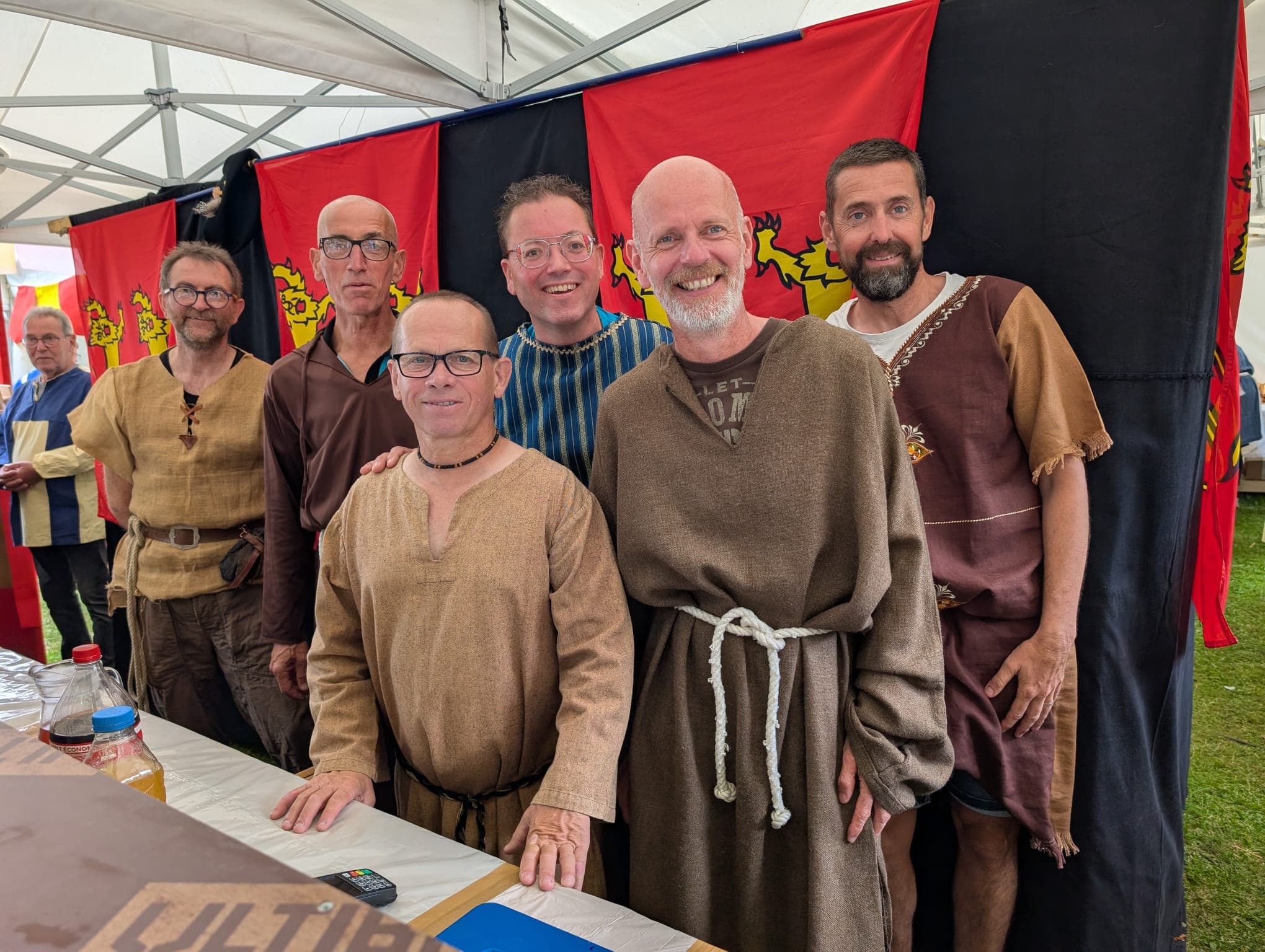 Défilé en costumes médiévaux association CPLT