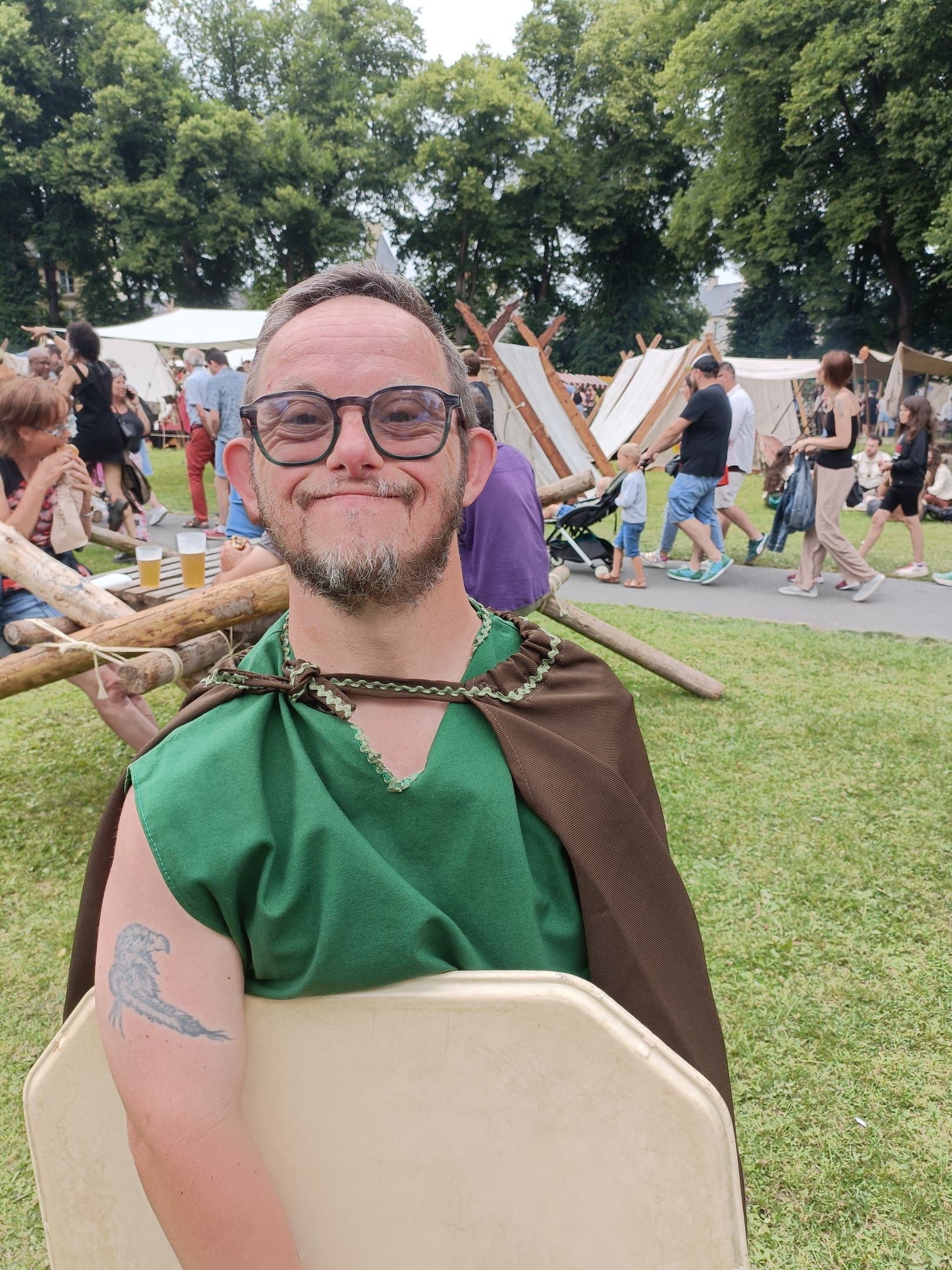 Tablée conviviale fêtes médiévales de Bayeux CPLT